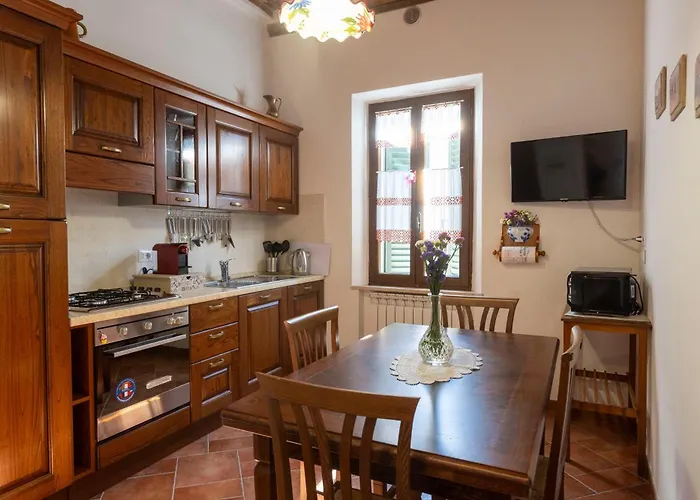 Sant'eugenia91 - Fuori Le Mura Con Parcheggio - Naonbnb アパート